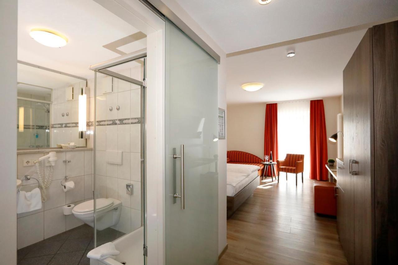 Landhotel Altes Wasserwerk Gbr フラインスハイム エクステリア 写真