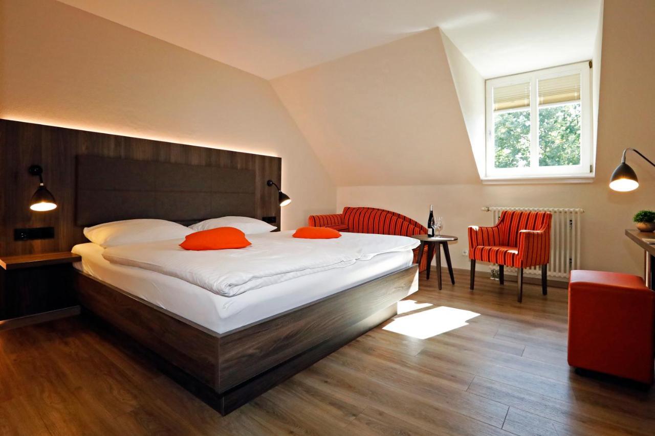 Landhotel Altes Wasserwerk Gbr フラインスハイム エクステリア 写真